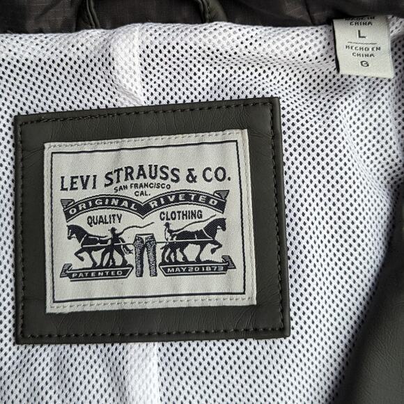 Levi's Rainy Days Rubberized Hooded Rain Jacket in Olive Green, Size Large - Picture 8 of 15